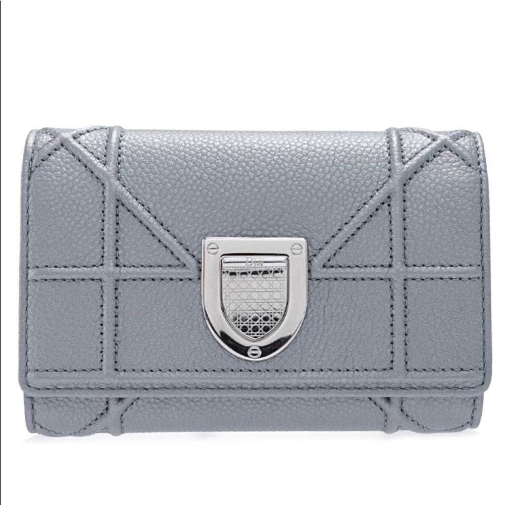 NEW Christian Dior Grey Diorama Élancée Wallet